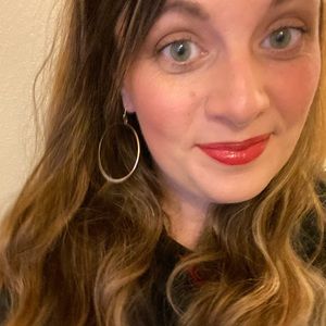 Meet your Posher, Bridgette